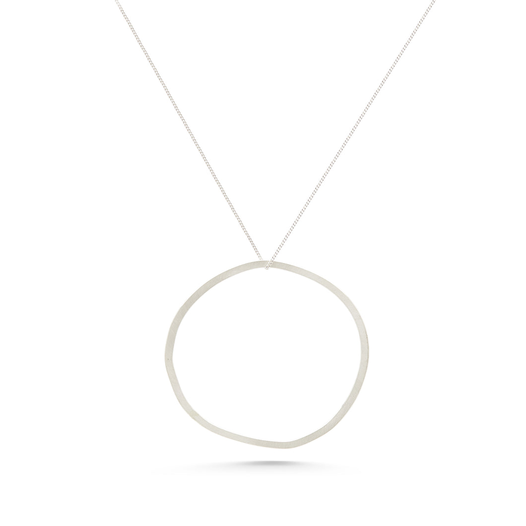 Geometrica Circle Necklace